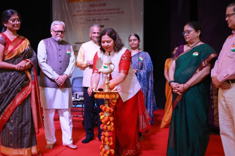 जीवा पब्लिक स्कूल में एनईपी 2020 पर शिक्षा महाकुंभ का आयोजन