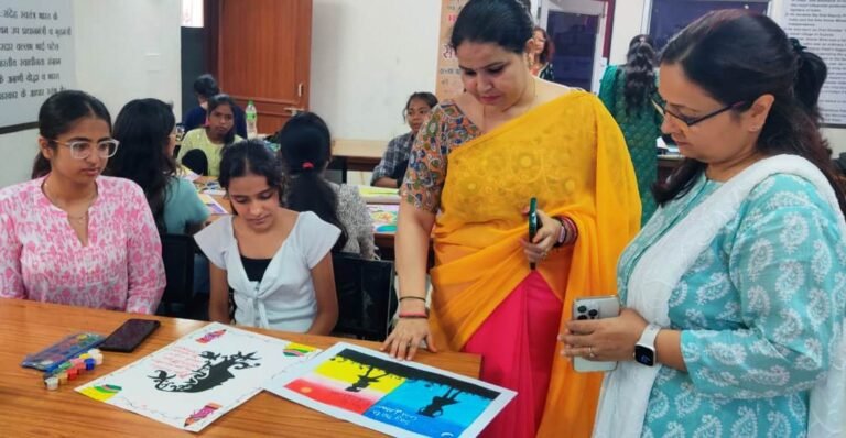शताब्दी महाविद्यालय में अंतर विभागीय पेंटिंग प्रतियोगिता