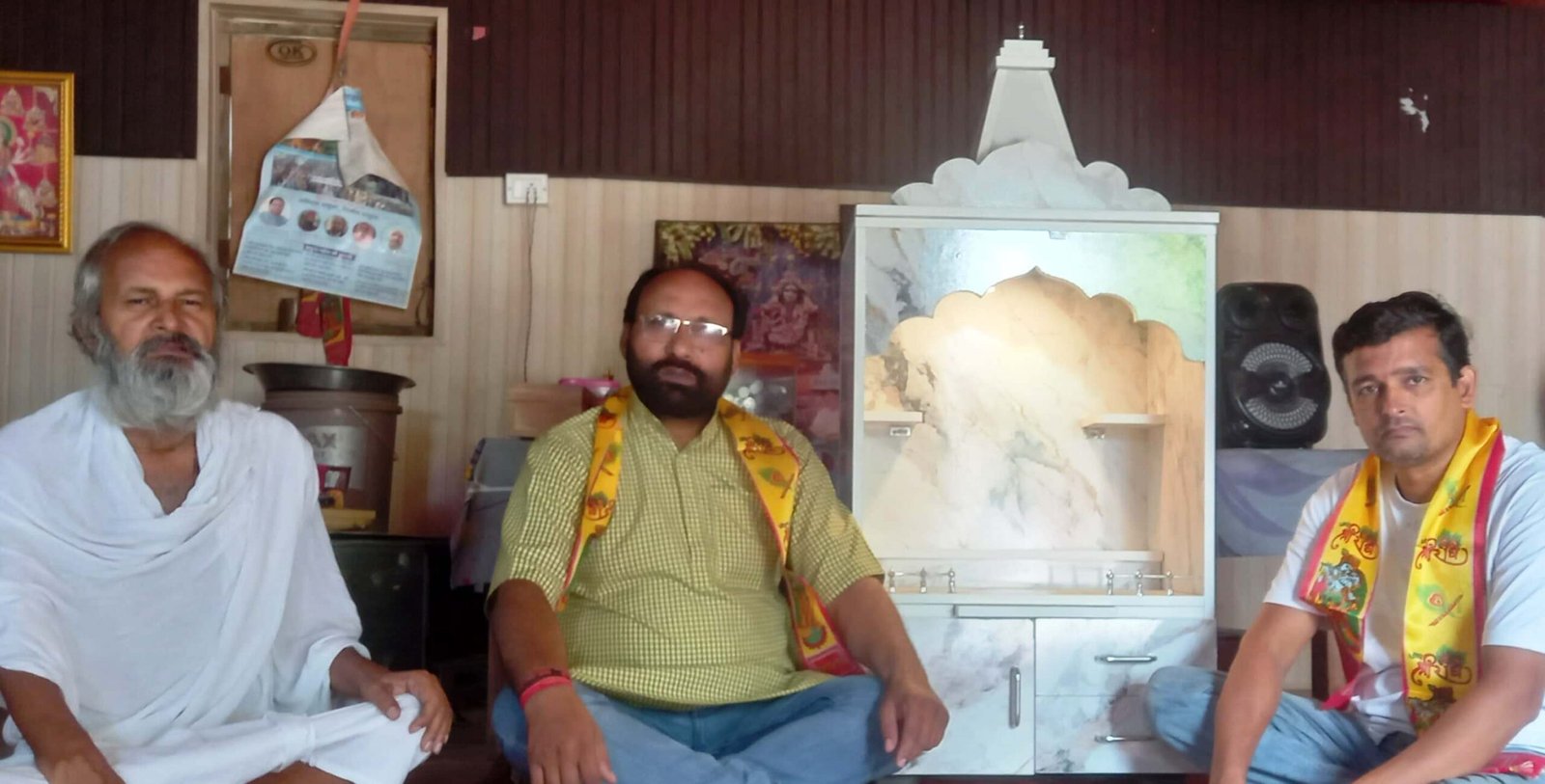 आधुनिक रसखान हैं शरीफ आज़म, इनके मंदिर में झूला झूलेगे बाल-गोपाल- डॉ.आर एन सिंह