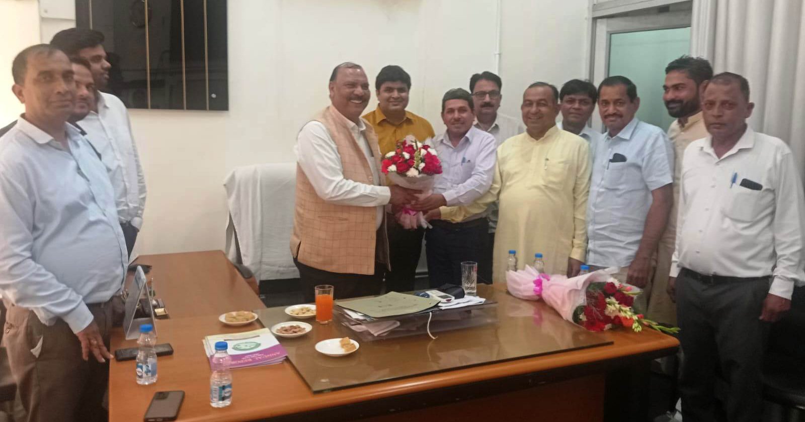 को-आपरेटिव बैंक में लोन व सुविधाएं बढ़ाने पर जोर