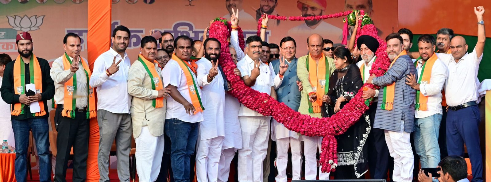 उत्तराखंड के मुख्यमंत्री पुष्कर धामी ने बडखल क्षेत्र के लोगों से की भाजपा प्रत्याशी धनेश अदलक्खा को जिताने की अपील