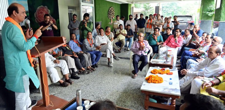 बडखल के उज्जवल भविष्य के लिए भाजपा के पक्ष में करे मतदान : धनेश अदलक्खा