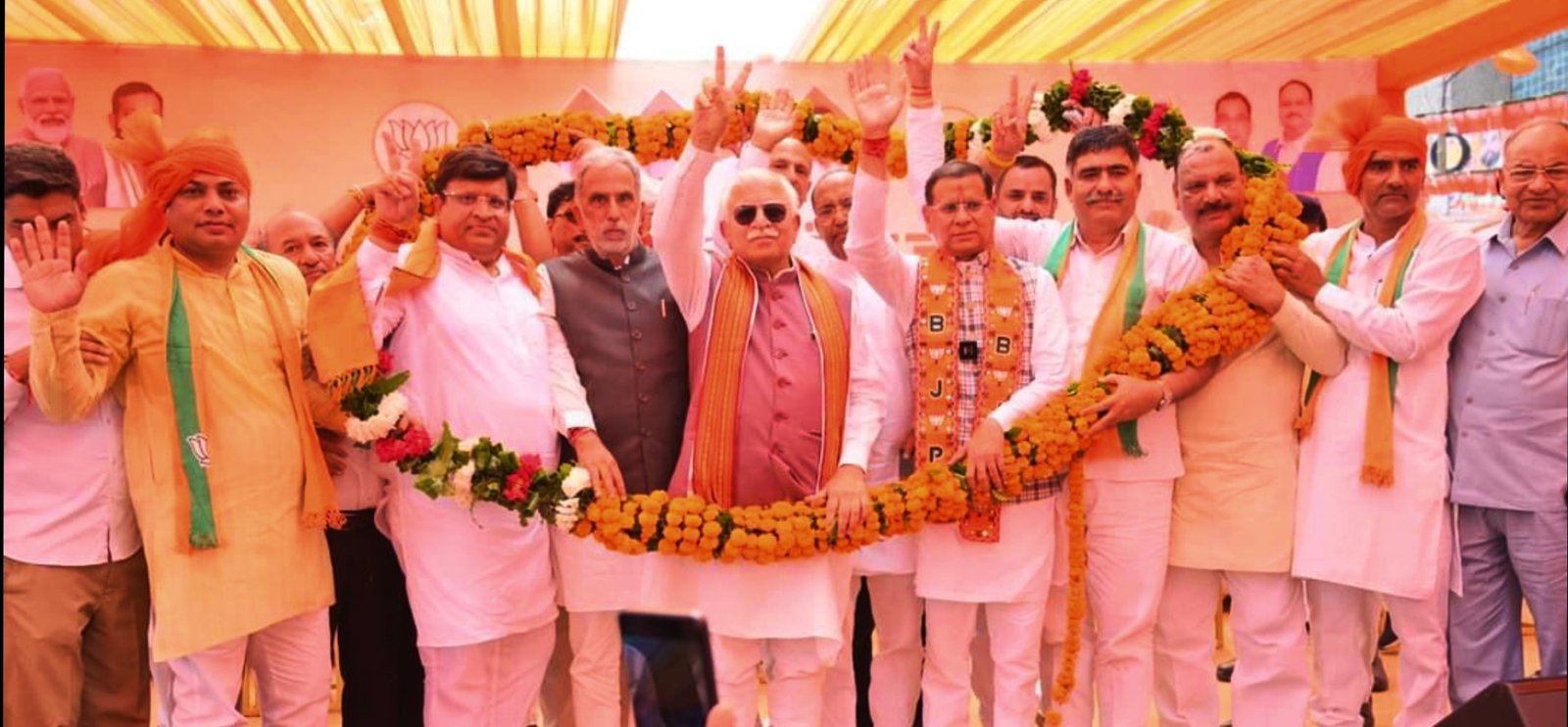 पूर्व सीएम एवं केंद्रीय मंत्री मनोहर लाल व कृष्णपाल गुर्जर की उपस्थिति में विपुल गोयल और राजेश नागर ने किया नामांकन