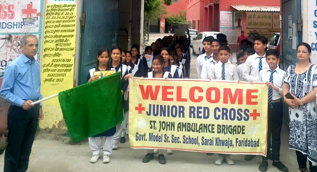 जेआरसी सराय ख्वाजा ने मेन मार्केट और कॉलोनी में निकाली मतदान जागरूकता रैली।