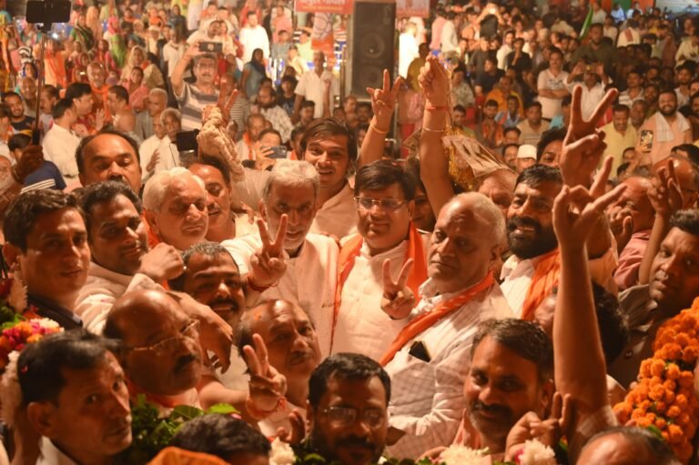 विपुल गोयल को बड़ी सफलता, आप प्रत्याशी प्रवेश मेहता ने दिया समर्थन