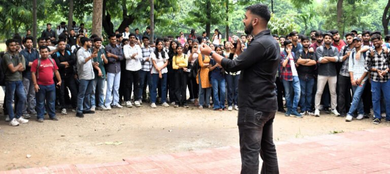 अदभुत प्रतिभा की उमंगों से सजे ‘क़सीदा’ का जलवा