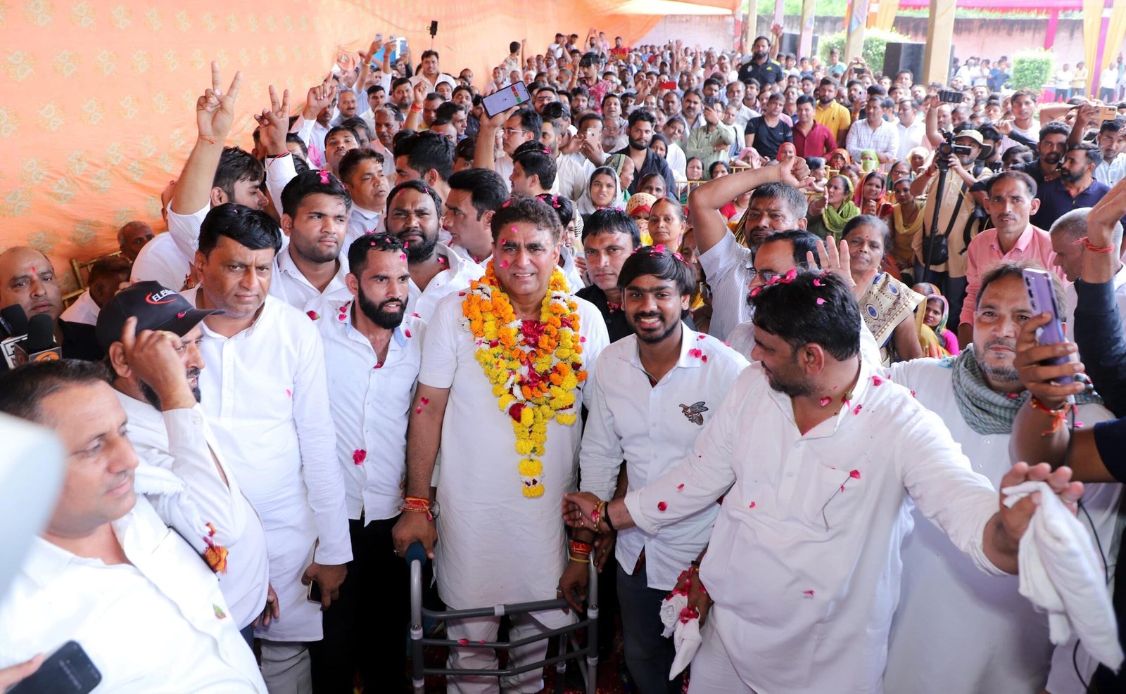 ललित नागर बनकर चुनावी रण में उतर जाए सभी कार्यकर्ता : ललित नागर