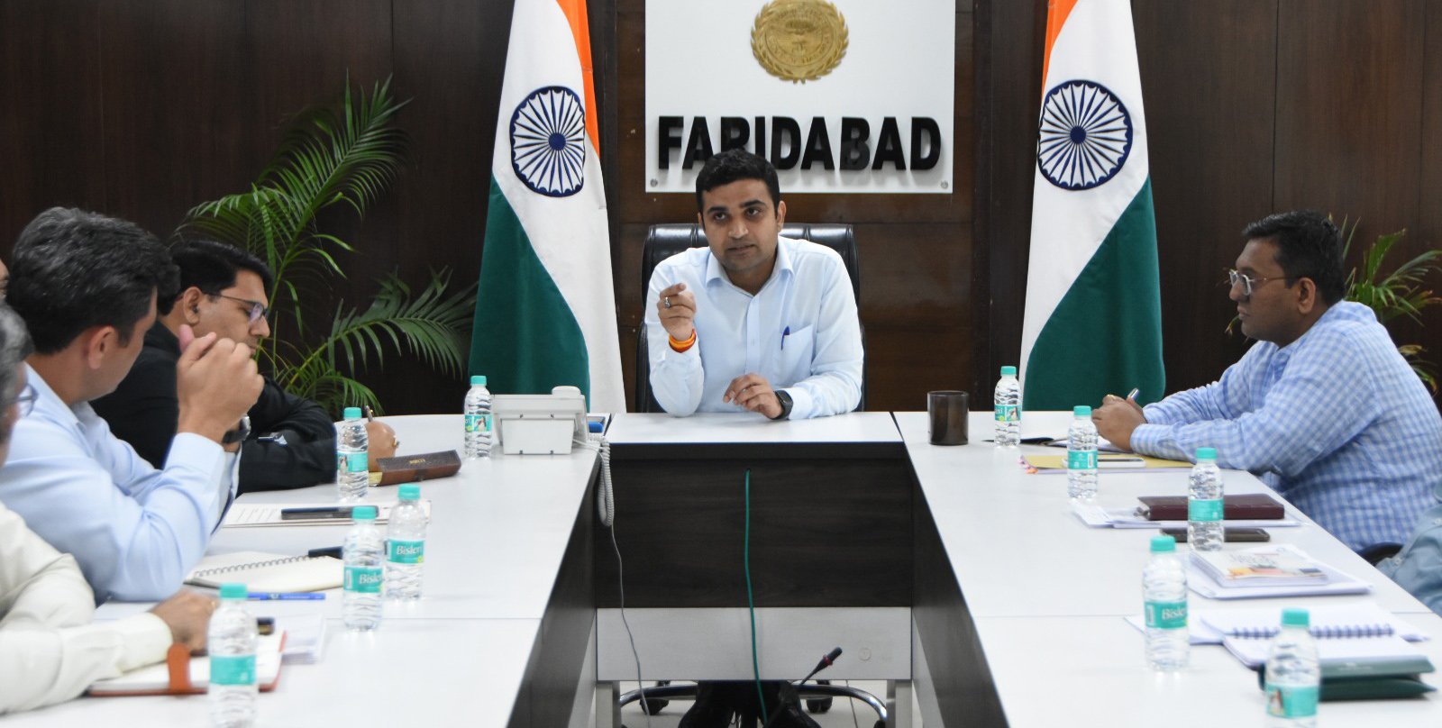 जलभराव की समस्या का समाधान सुनिश्चित करने में विभाग निभाएं जिम्मेवारी : जिला उपयुक्त     