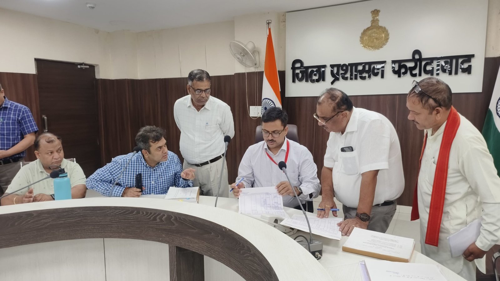 उम्मीदवारों द्वारा किए जा रहे खर्च पर है चुनाव खर्च पर्यवेक्षक की पारखी नजर