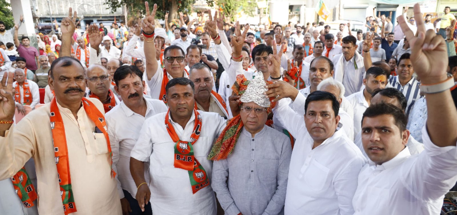 फरीदपुर में तिगांव के भाजपा प्रत्याशी राजेश नागर को एक तरफा समर्थन 