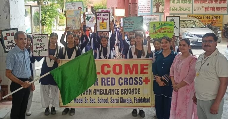 सराय ख्वाजा जूनियर रेडक्रॉस ने निकाली मतदाता जागरूकता रैली