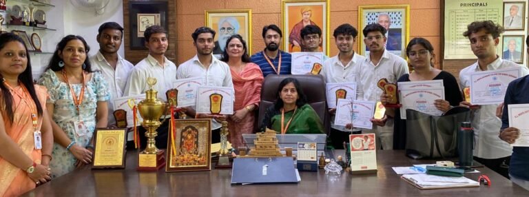 शताब्दी महाविद्यालय के विद्यार्थियों ने लहराया जीत का परचम