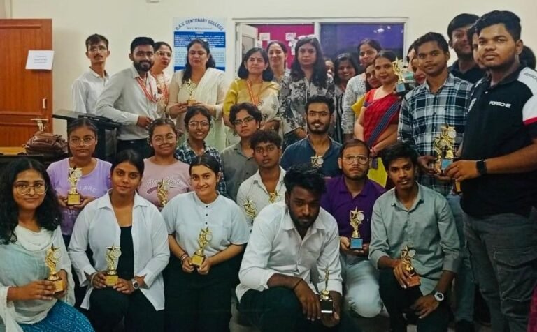 शताब्दी महाविद्यालय में टेक स्पर्धा 2024 का आयोजन