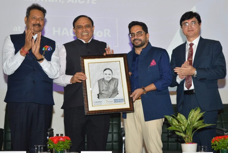 मानव रचना विश्वविद्यालय में आयोजित HACKMoR 2024, नवाचार और शिक्षा  के लिए राष्ट्रीय स्तर के हैकथॉन में  200 से अधिक प्रतिभागियों ने भाग लिया  