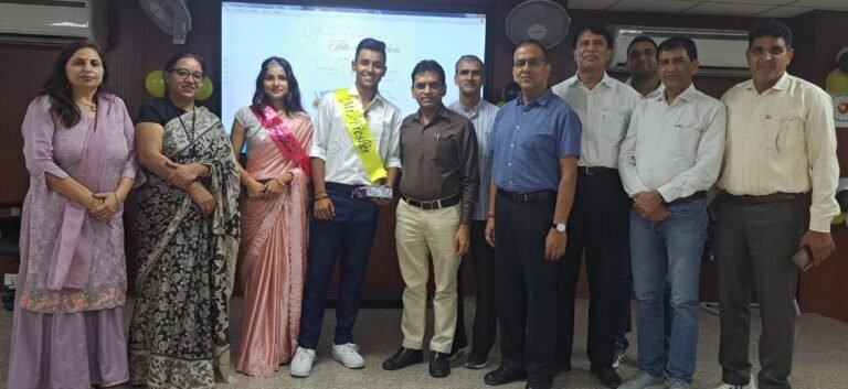 अग्रवाल कॉलेज में फ्रेशर पार्टी का आयोजन