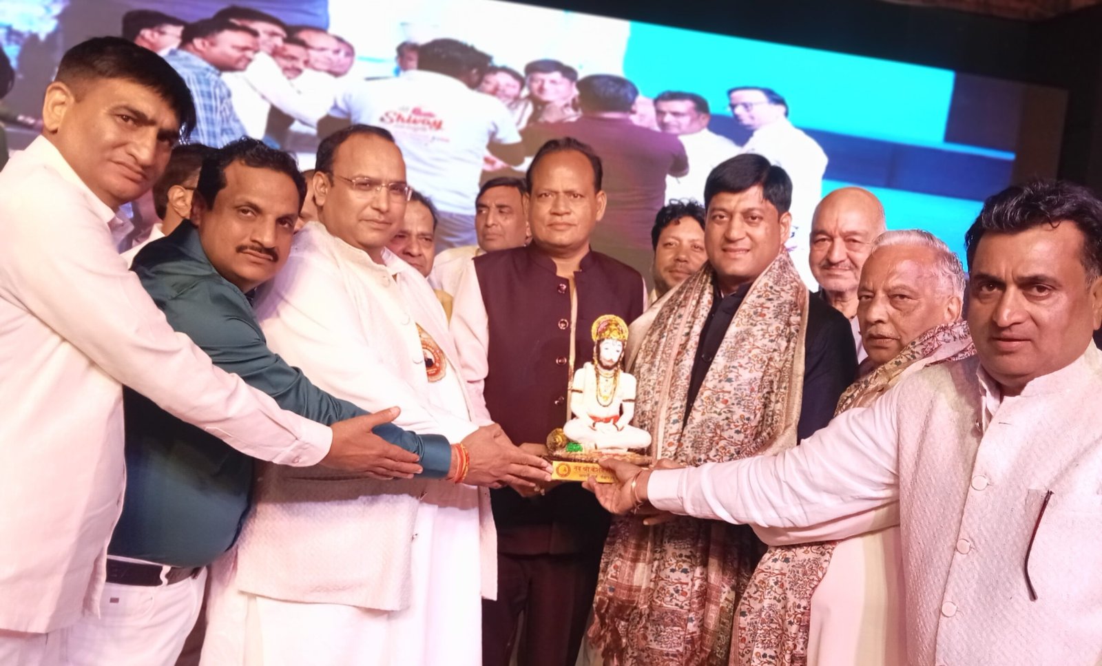 रामलीला के 9वें दिन कुंभकरण वध व मेघनाथ वध के मंचन ने लोगों का मन मोहा