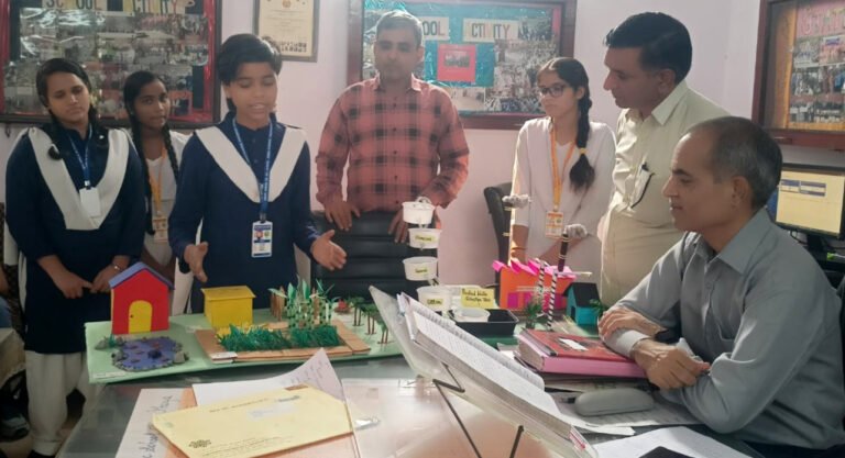 सराय ख्वाजा ने खंड स्तरीय साईंस एग्जिबिशन में विभिन्न मॉडल बना जीते पुरस्कार