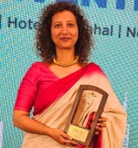 कुलसचिव प्रो. ज्योति राणा को मिला डॉ. सरोजनी नायडू इंटरनेशनल अवॉर्ड