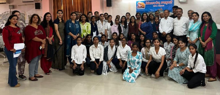 राजकीय महिला महाविद्यालय सेक्टर 16 ए में नशा मुक्ति एवं साइबर क्राइम पर कार्यशाला का आयोजन