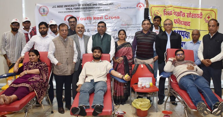 जेसी बोस विश्वविद्यालय में रक्तदान एवं स्वास्थ्य जांच शिविर का आयोजन , 400 से ज्यादा विद्यार्थियों और कर्मचारियों ने शिविर में हिस्सा लिया