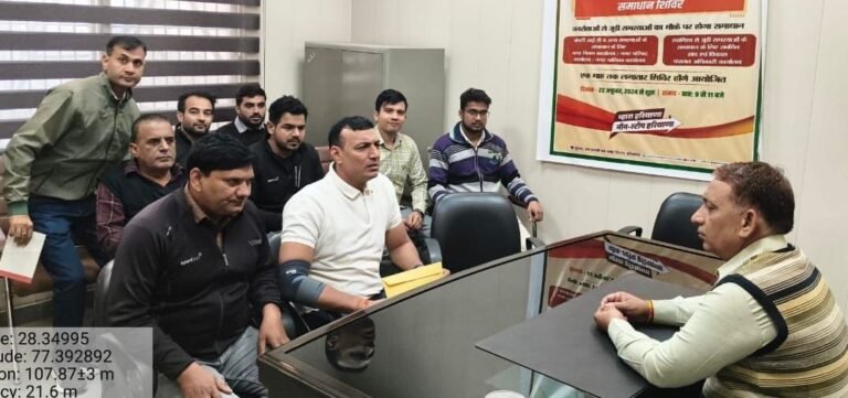 आमजन की शिकायतों को सुनकर उनका तुरंत समाधान करना ही  शिविर का उद्देश्य : डीसी विक्रम सिंह