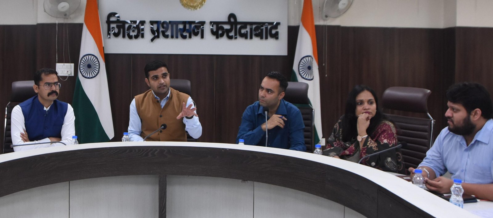 ट्रैफिक नियमों की उल्लंघना करने वालो पर करें कड़ी कार्रवाई : उपायुक्त विक्रम सिंह