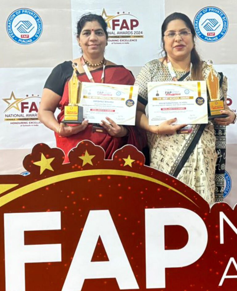 एस.आर.एस. इंटरनेशनल स्कूल, को एफ.ए.पी. नेशनल अवार्ड से सम्मानित किया गया