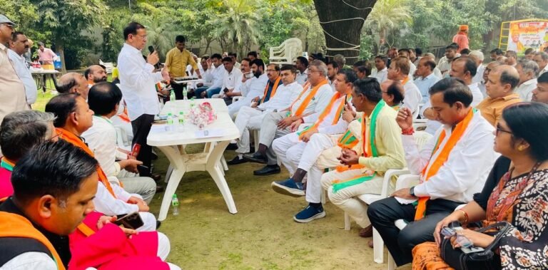 राज्यमंत्री राजेश नागर ने पार्टी की नीतियों को अंतिम व्यक्ति तक ले जाने की अपील की