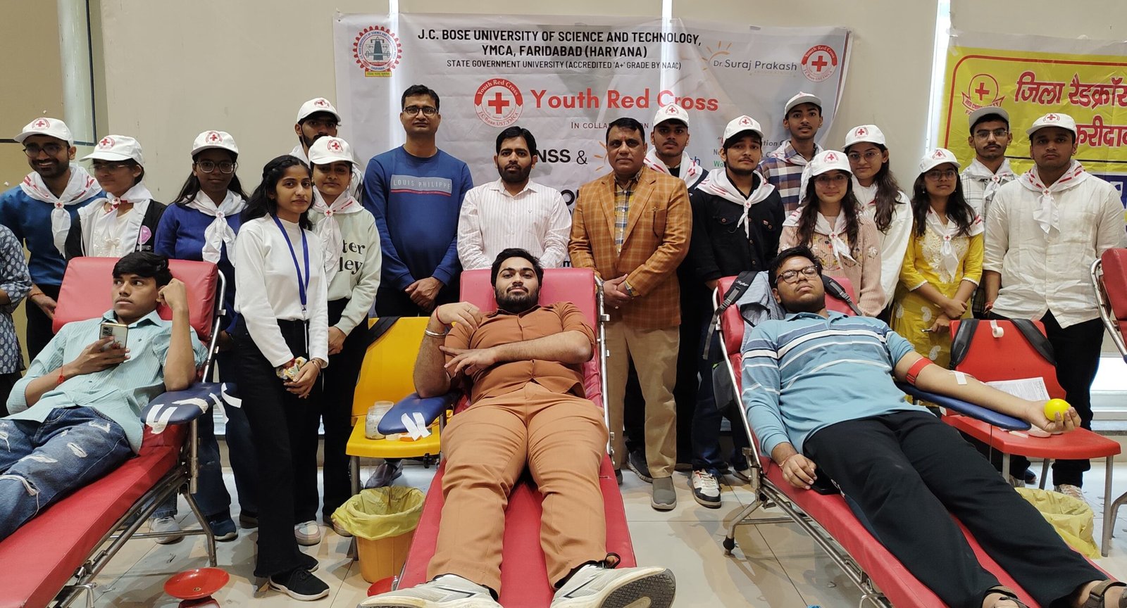 जिला रेड क्रॉस सोसाइटी एवं जेसी बोस यूनिवर्सिटी की यूथ रेड क्रॉस विंग के सहयोग से रक्तदान शिविर का आयोजन