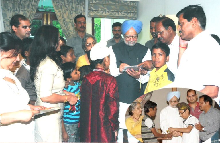 डॉ. मनमोहन सिंह थेलासीमिया ग्रस्त बच्चो को बहुत प्यार और उपहार दिया करते थे : रविंद्र डुडेजा