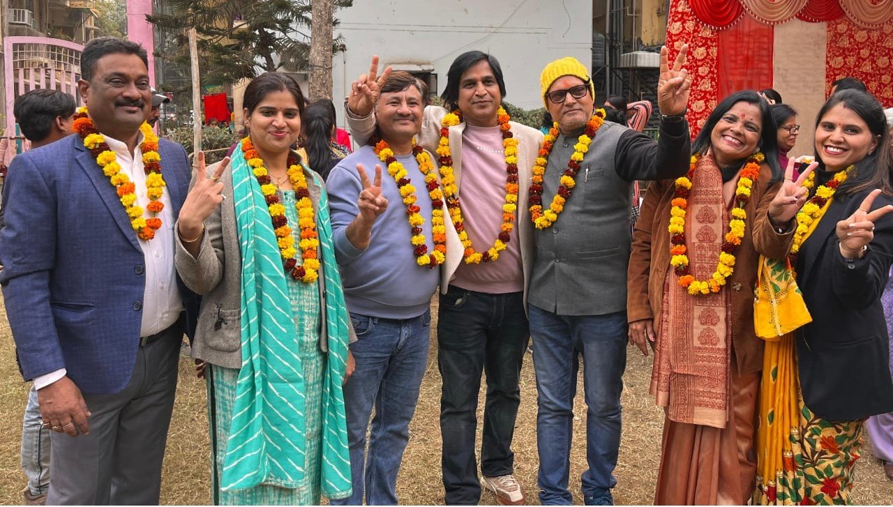 कार्य के बल पर लगातार चौथी बार निर्वाचित हुए ओम अपार्टमेन्ट के सभी आरडब्ल्यूए पदाधिकारी