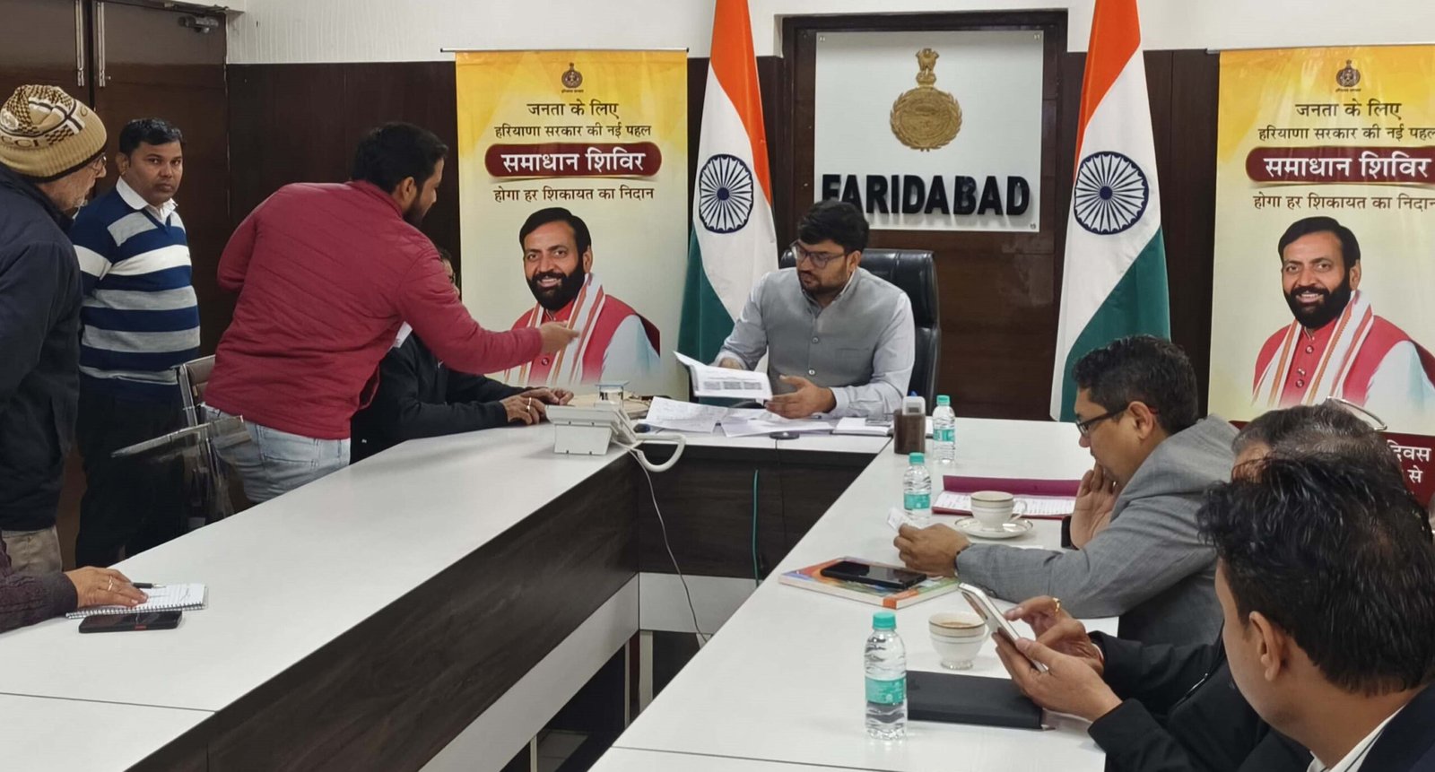 सरकार और जनता के बीच मजबूत सेतु बन रहा है समाधान शिविर, सोमवार को सीटीएम अंकित कुमार ने सुनी शिकायतें