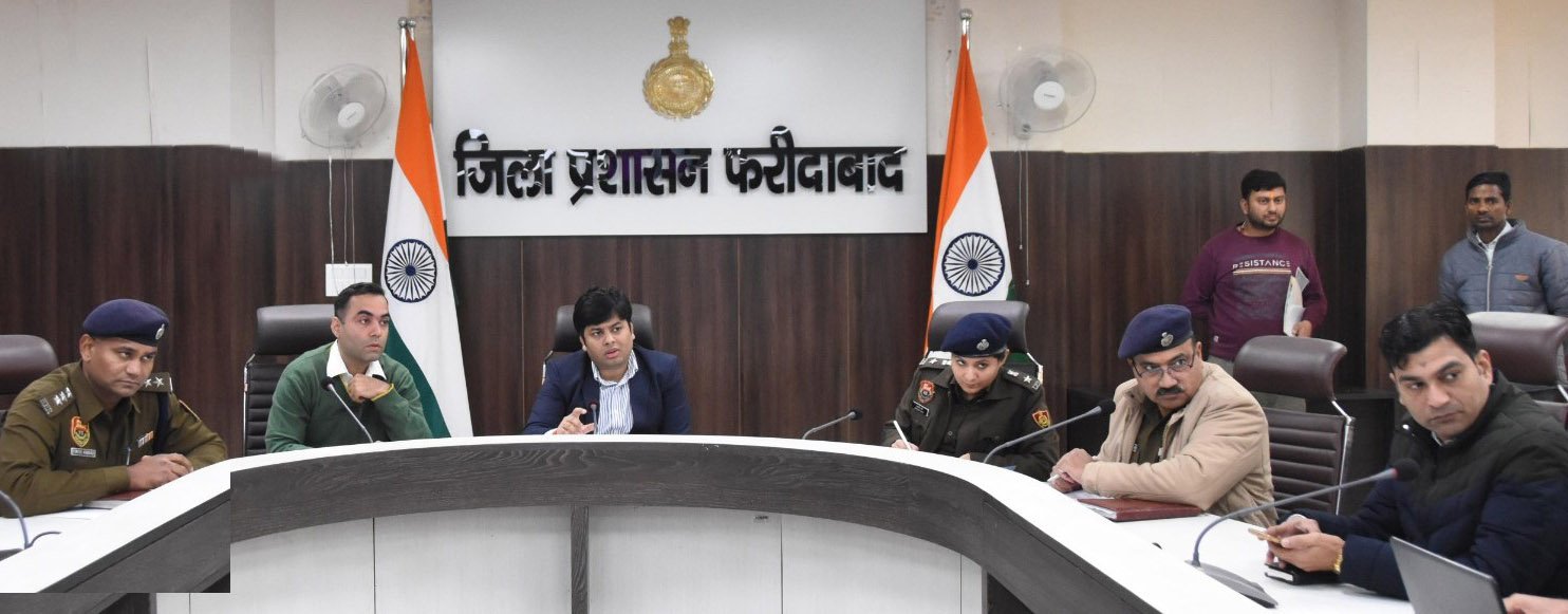 ट्रैफिक नियमों की उल्लंघना करने वालो पर करें कड़ी कार्रवाई : एडीसी