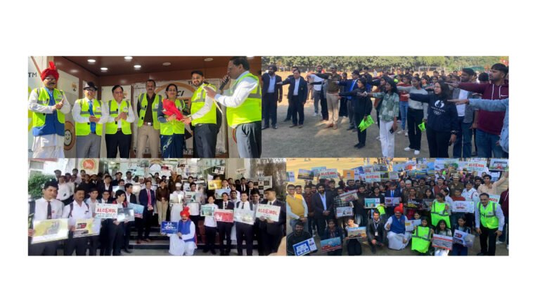 डीएवी प. स्कूल,आईएचएम कॉलेज और जेसी बोस विश्वविद्यालय में पुलिस टीम ने करीब 1800 छात्रों को साइबर फ्रॉड के बारे में जागरूक किया