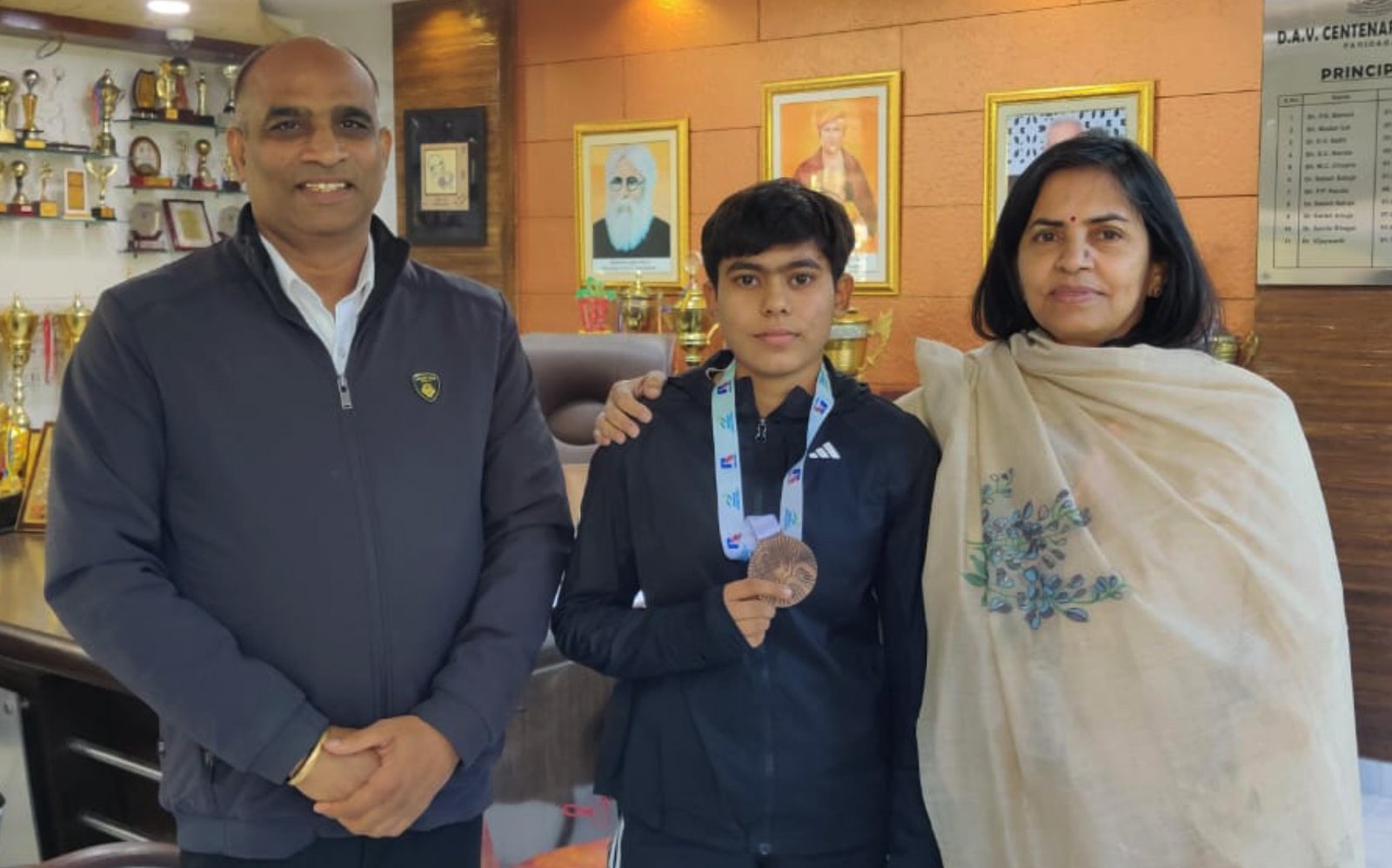 नेशनल जूनियर एथलेटिक्स में डीएवी शताब्दी की छात्रा को कांस्य 