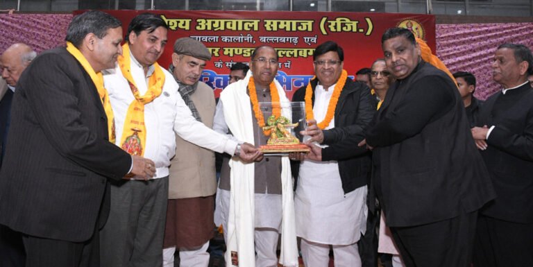 वैश्य अग्रवाल संगठनों ने मिलकर कैबिनेट मंत्री विपुल गोयल का नागरिक अभिनंदन  किया