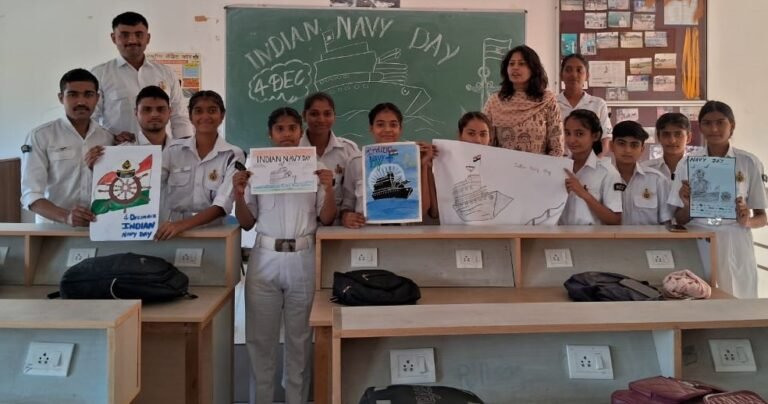 अग्रवाल महाविद्यालय बल्लभगढ़ में नौसेना दिवस मनाया गया
