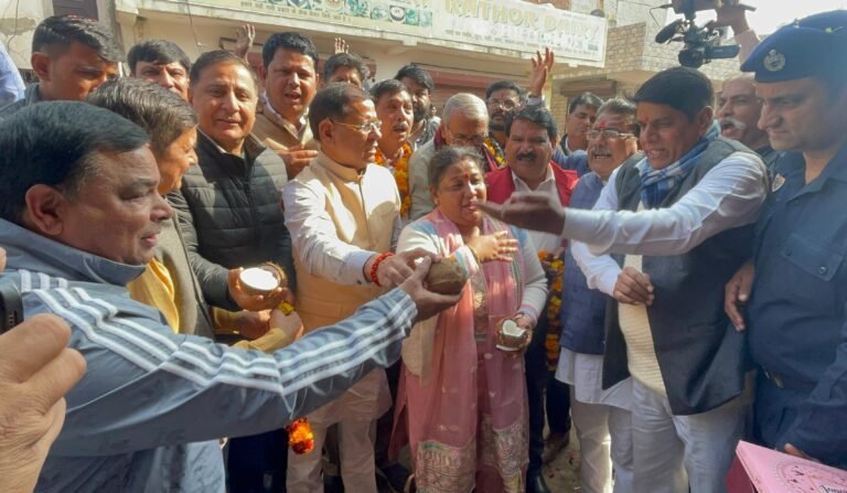 मंत्री राजेश नागर ने शुरू करवाया 44 गलियों का निर्माणकार्य