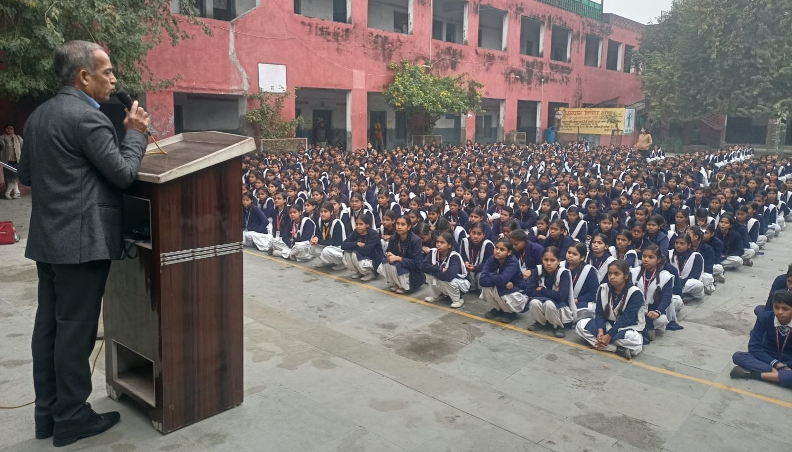 बालिकाएं हर क्षेत्र में कर रहीं गौरवान्वित