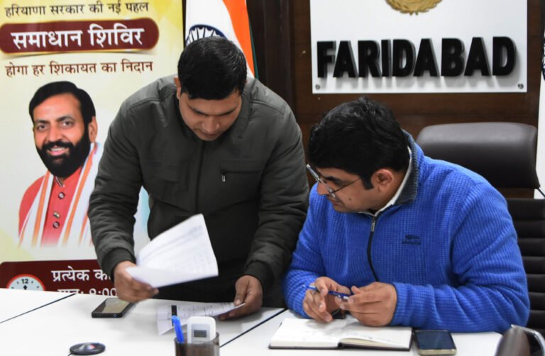 जिला व उपमंडल स्तर पर निरन्तर लग रहे हैं समाधान शिविर