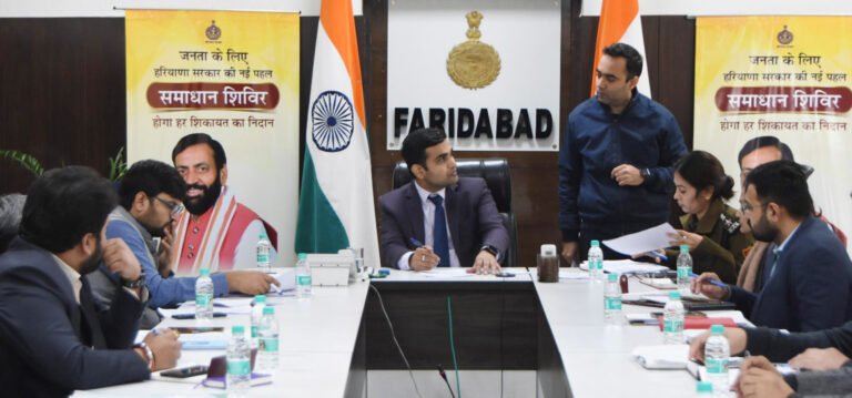 सरकार की विकासात्मक योजनाओं को पहुंचाया जा रहा है लाभपात्रों तक : डीसी विक्रम सिंह