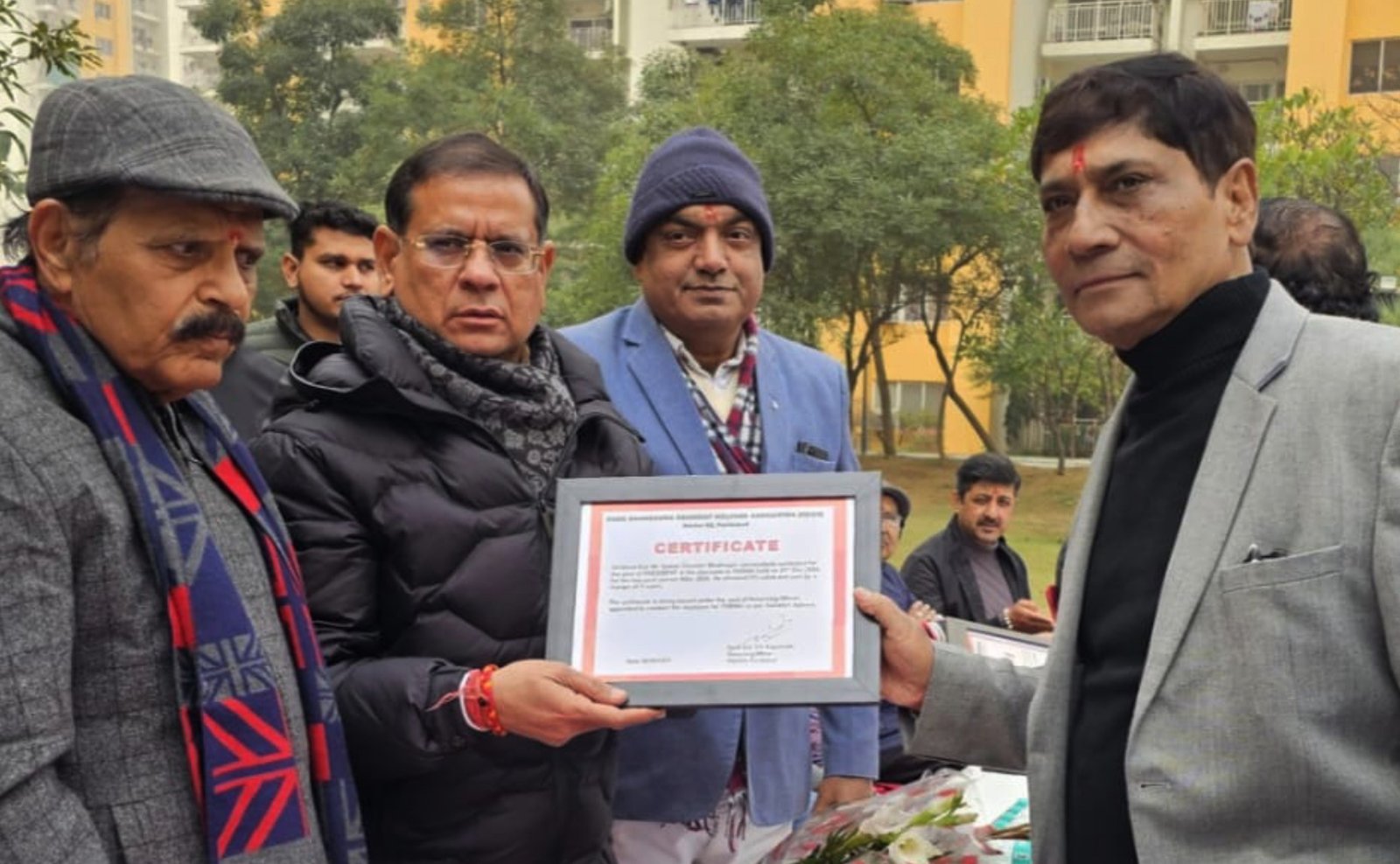 पार्क ग्रैंडुरा ग्रेटर फरीदाबाद कीआरडब्ल्यूए के नवनिर्वाचित सदस्यों का  शपथ ग्रहण समारोह परी चौक पर संपन्न हुआ