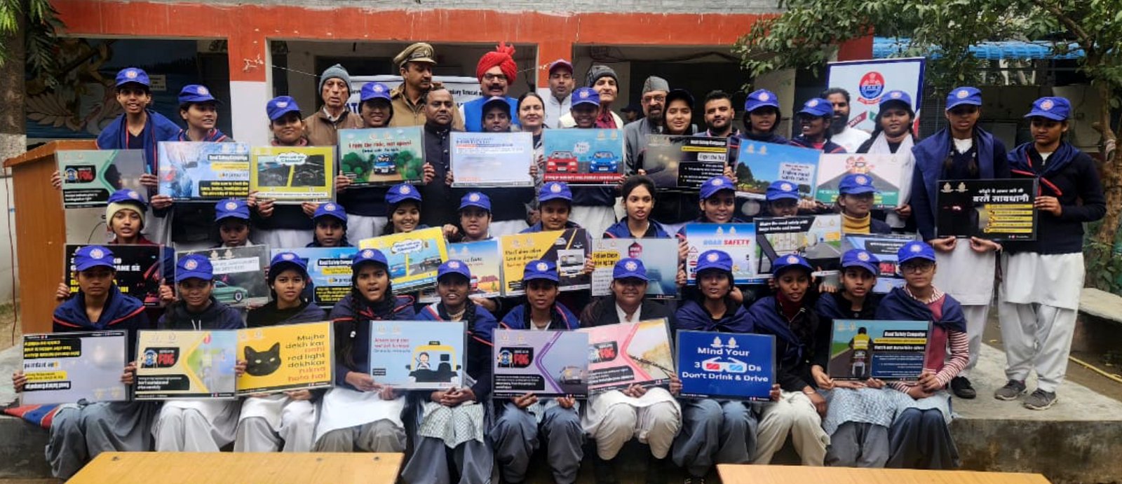 राजकीय कन्या वरिष्ठ माध्यमिक विद्यालय एनआईटी-1 में “पुलिस की पाठशाला” का आयोजन