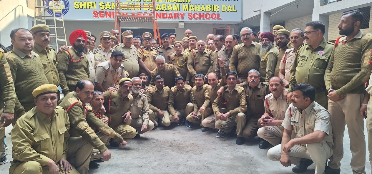 महाकुंभ में जाने के लिए स्वयंसेवकों की हुई फुल ड्रेस रिहर्सल,  श्रद्धालुओं की करेंगे हरसंभव मदद : डॉ.राजेश भाटिया