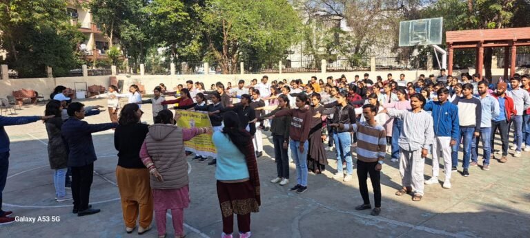 राष्ट्रीय मतदाता दिवस पर मतदाता शपथ