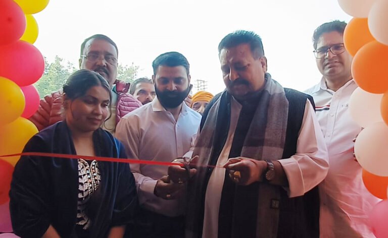 बच्चों को आधुनिक शिक्षा देने के साथ अच्छे संस्कार पैदा करने का काम करेगा एसआर वंर्डर वर्ल्ड स्कूल- सुरेन्द्र शर्मा बबली