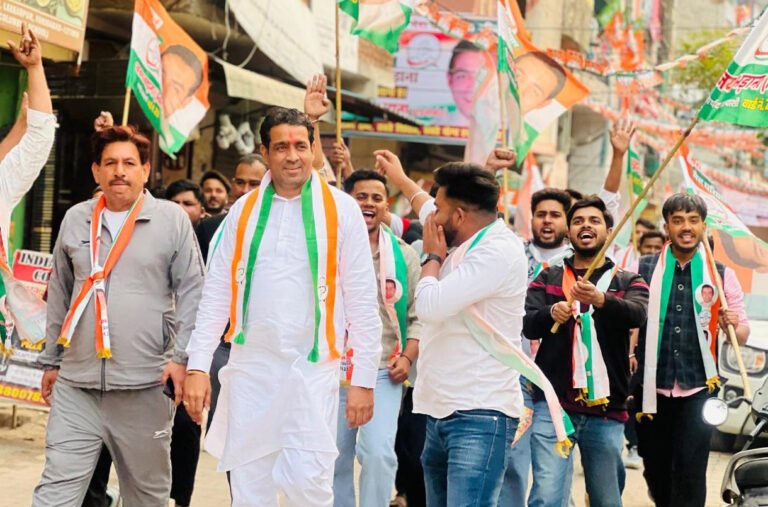 वार्ड नंबर-23 के समग्र विकास के लिए दबाए ‘पंजे’ का बटन : अजय भड़ाना