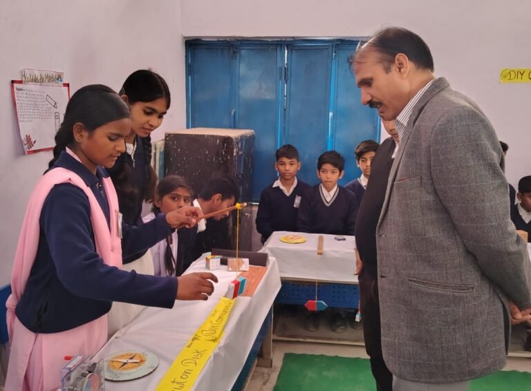 राजकीय वरिष्ठ माध्यमिक विद्यालय तिलपत में स्टेम मेला- 2025 का सफल आयोजन