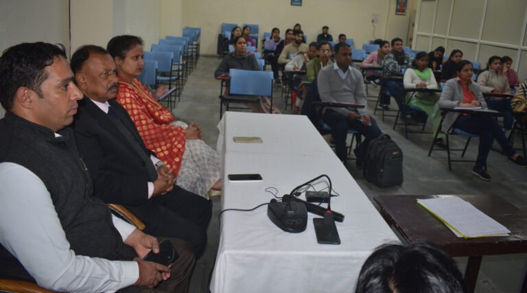 विजन इंस्टीट्यूट ऑफ अप्लाइड स्ट्डीज में आयोजित दो दिवसीय सेमिनार “विशेष शिक्षण अक्षमता” का समापन