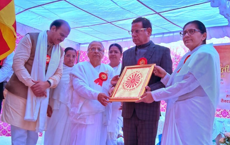 ब्रह्माकुमारीज़ सेंटर ,सैक्टर- 46 में शिव जयंती महोत्सव बड़ी धूमधाम से मनाया गया